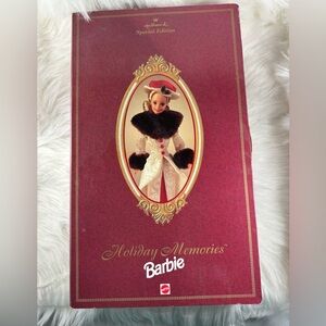 Holiday memories Barbie from Hallmark NIB